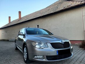 Škoda Superb II 2.0 TDI Elegance Max  R.V.2012 - 2