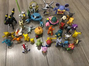 Predám zbierku Pokémon figuriek - 2