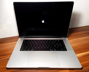 MacBook Pro 16” M2 Max – Perfektný stav, záruka do 9.5.2025 - 2