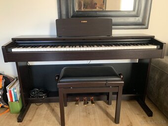 Yamaha digital piano, Arius 144 - 2