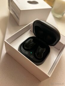 Samsung Galaxy Buds Live - 2