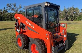 Kubota SSV65 - 2