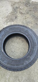 215/70 r15c  Bridgestone 2ks - 2