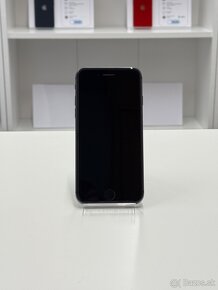 ZÁRUKA 1 ROK /  Apple iPhone 8 256GB Black, 100%  ZDRAVIE - 2