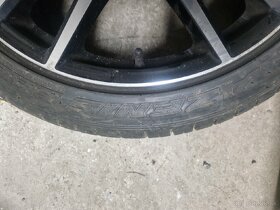 Falken 225/40R18 - 2