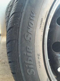 Predam zimne kolesa so 195/55 R15 pneu - 2