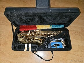 Alt saxofón - zlatý, nový - 2