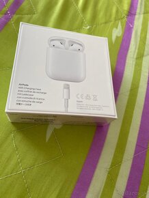 Sluchatka AirPods - 2