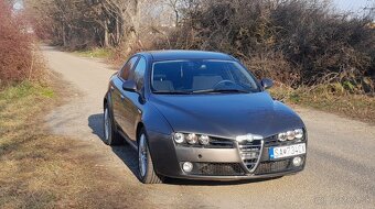 Alfa Romeo 159 - 2