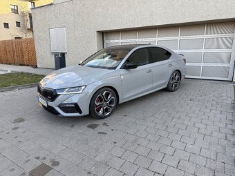 Škoda Octavia RS 180kw - 2