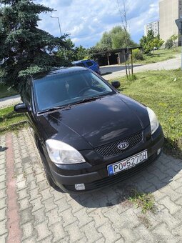 Kia Rio - 2