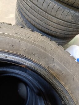 205/60 R16 zimné pneumatiky - 2