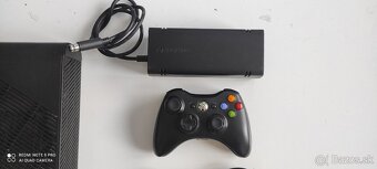 Xbox 360 slim+kinect+hry - 2