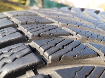 235/55 r18 zimne pneumatiky - 2