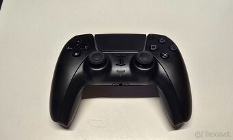 Predám playstation 5 (ps5) s mechanikou a 2 ovládačmi - 2