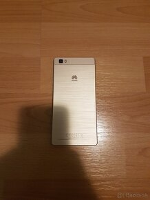 Huawei P8 Lite 2015 na náhradné diely - 2