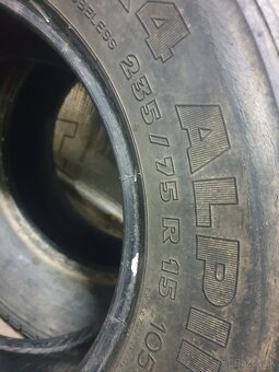 235/75r15 michelin - 2