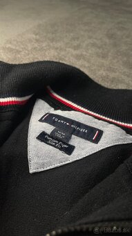 Tommy Hilfiger čierna mikina - 2