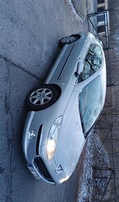 Peugeot 407 - 2