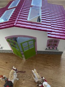 Schleich konská stajňa s príslušenstvom - 2