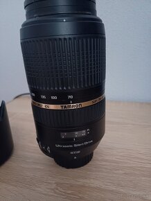 Tamron 70-300 Nikon f - 2