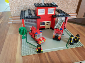 Lego Classic Town 6382 Fire station - 2