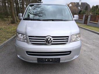 VW MULTIVAN 2,5 TDi-7-míst - 2