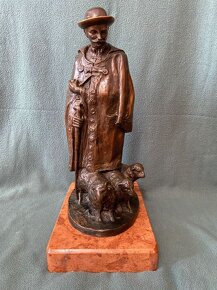 Bronzová socha- Pastier oviec - 2