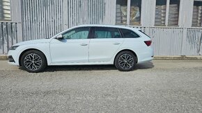 SKODA OCTAVIA COMBI 2.0 TDI DSG LANE SIDE KESSY 2021 - 2