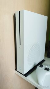 Xbox one s 500gb - 2