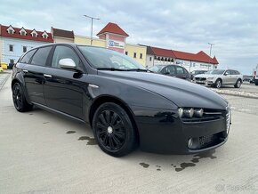 Alfa Romeo 159 sportwagon 1.9jtd 110kw automat - 2