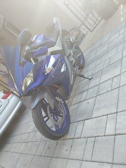 Yamaha YZF-R125 - 2