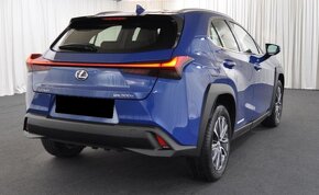 Lexus UX 300e - 2