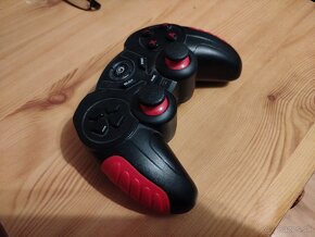 Gamepad pre PC & Android - 2