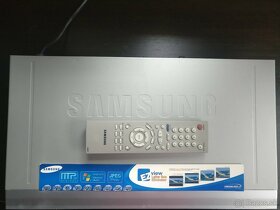 DVD prehrávač Samsung E235 - 2