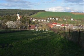 NA PREDAJ: 2izbový vidiecky dom so záhradou na pozemku 2145m - 2