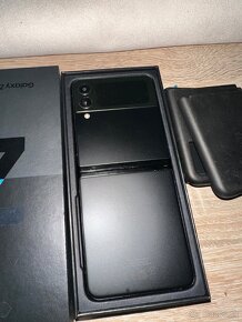 Samsung galaxy z flip 3 - 2