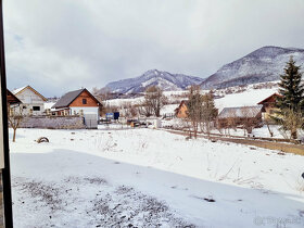 Nádherný slnečný pozemok pri Liptovskej Mare 661 m2 - 2