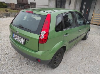 ford fiesta ako nové - 2