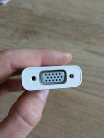 Apple mini DVI na VGA adaptér - 2
