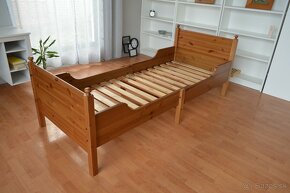 Detskú rastúcu posteľ Ikea Leksvik z masívnej borovice - 2