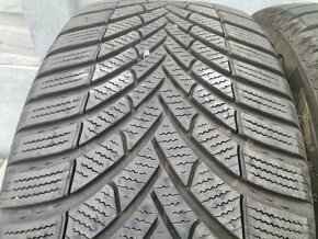 235/55 R17 zimné pneumatiky Semperit - 2