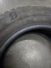 Predam zimne pneu 225/65 R17 Bridgestone - 2