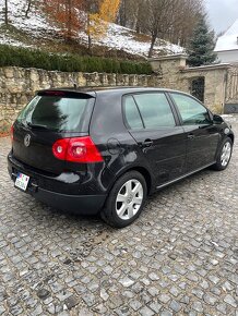 VOLKSWAGEN GOLF 5 benzin 160 tis km 2009 - 2