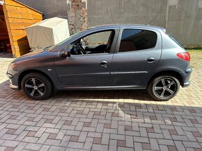 Predám Peugeot 206 - 2