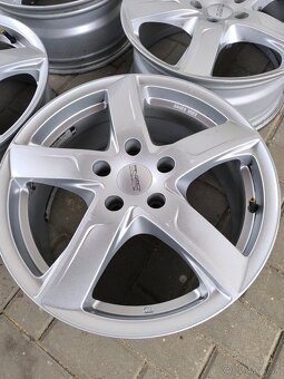 Disky R17 5x114,3 - 2