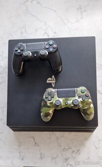 Playstation 4 Pro 1TB + 2 ovládače + 4 hry - 2