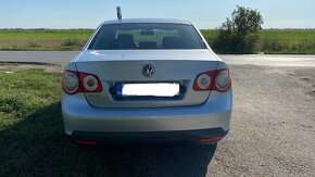 VW Jetta - AAA AUTO NEKONTAKTOVAŤ - 2