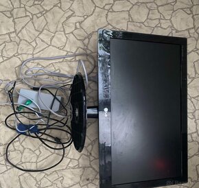 predám Monitor 21,5 LG Flatron W2240S-PN LCD Čierna - 2