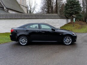 Lexus IS220d - 2